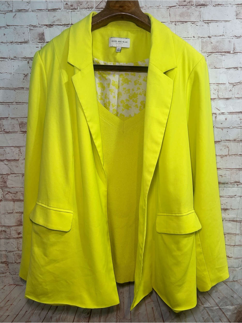 Skies Are Blue Neon Yellow Blazer & Sweater Tank Set Bright Chartreuse Suiting - Picture 3 of 11